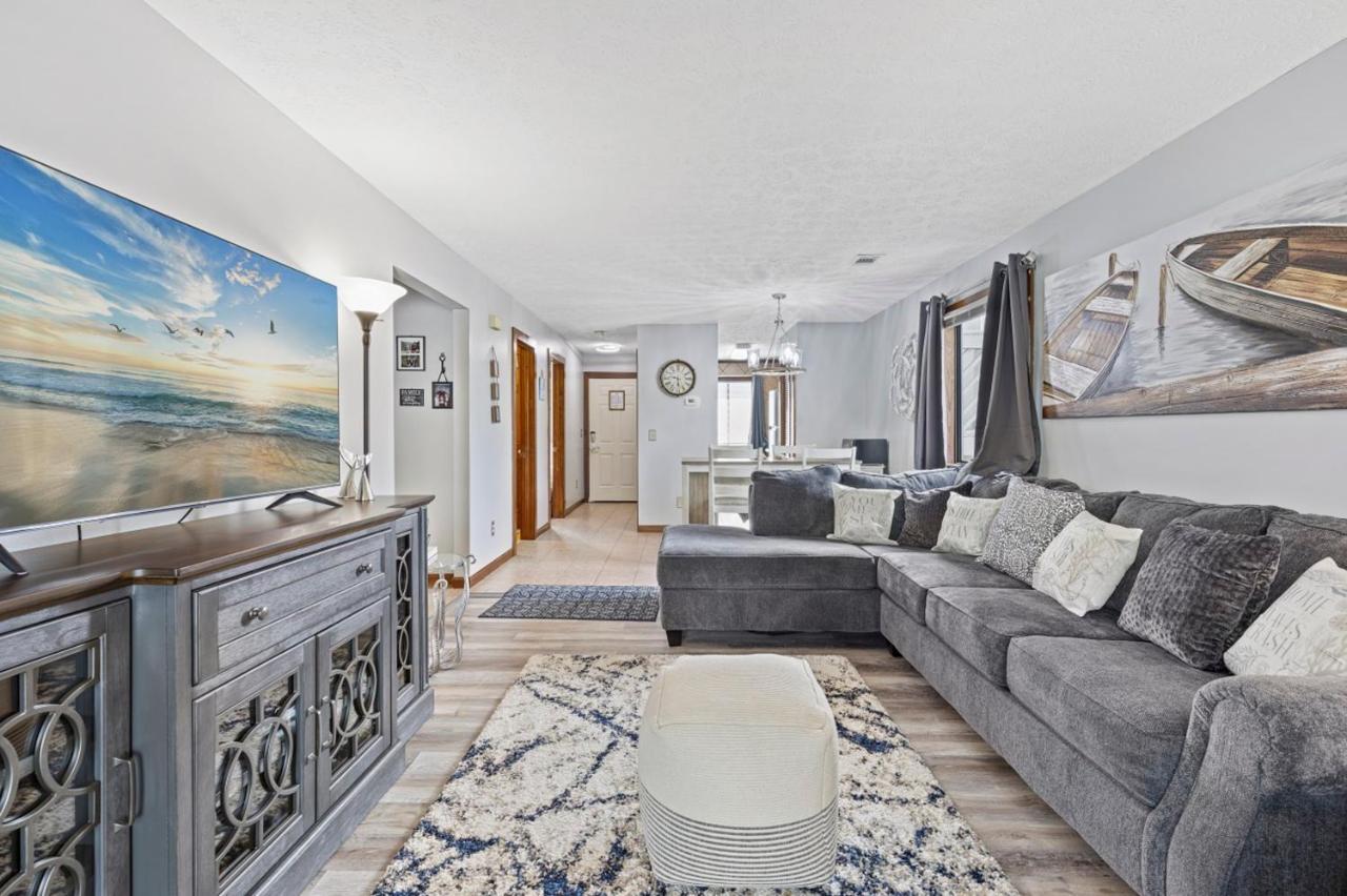 Spacious Modern Condo - 1St Floor - One Block To The Beach Myrtle Beach Exterior foto