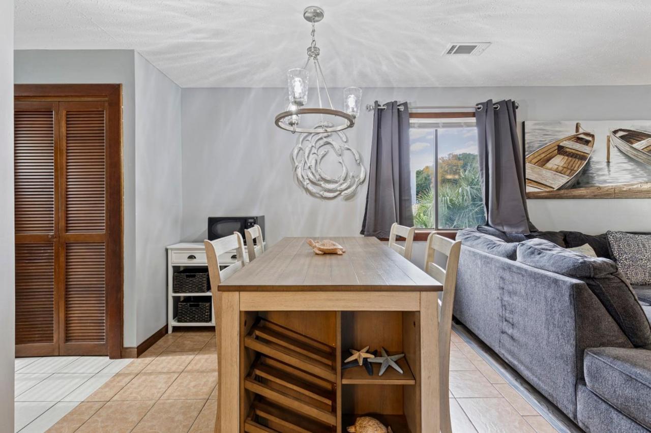 Spacious Modern Condo - 1St Floor - One Block To The Beach Myrtle Beach Exterior foto